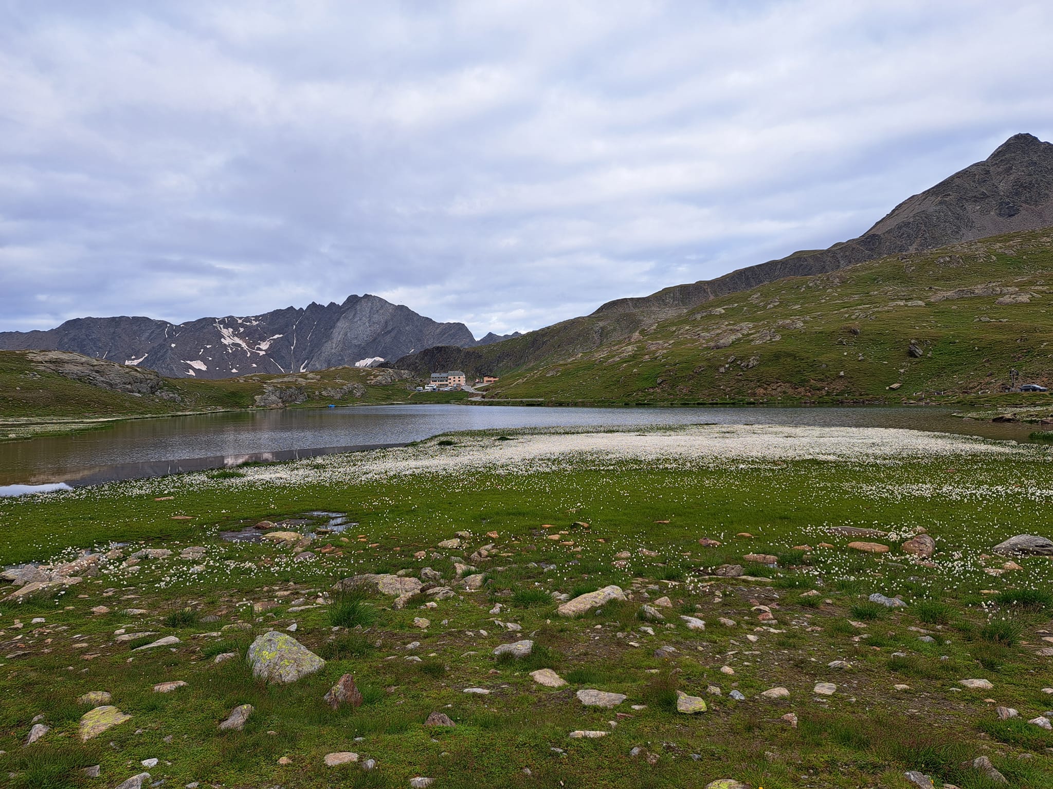 Il Lago Bianco non ha avuto giustizia. La storia di una battaglia civica tradita